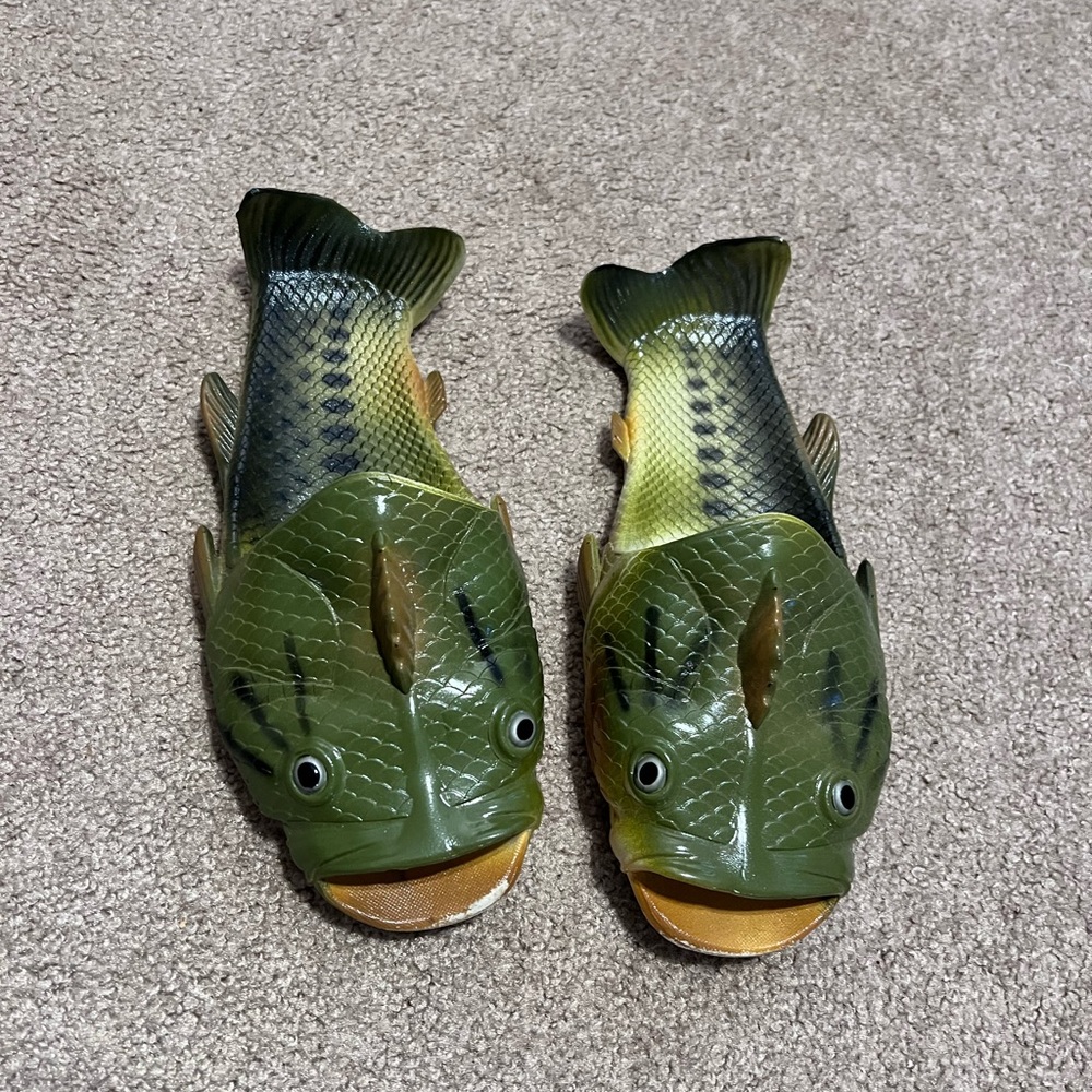 Green Fish-Shaped Women's Sandals